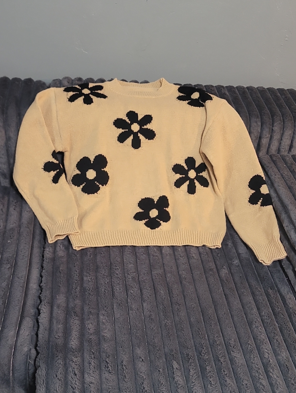 Source Unknown Cream Sweater with Black Floral Motif